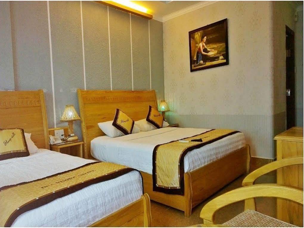 Duc Vuong Saigon Hotel - Cao Thang Хошимин Екстериор снимка